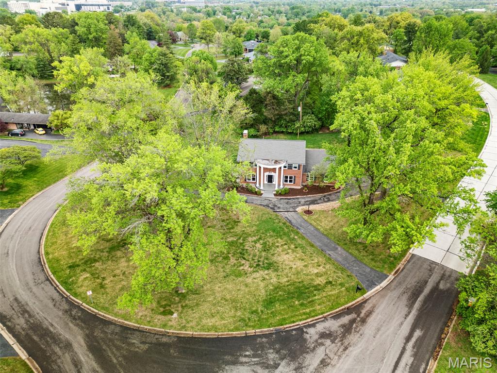 Ladue Pines 2 - Residential