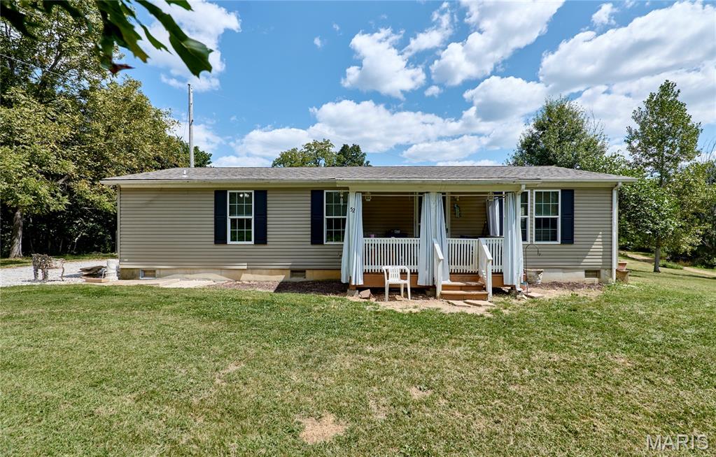 54 Wisteria Ln