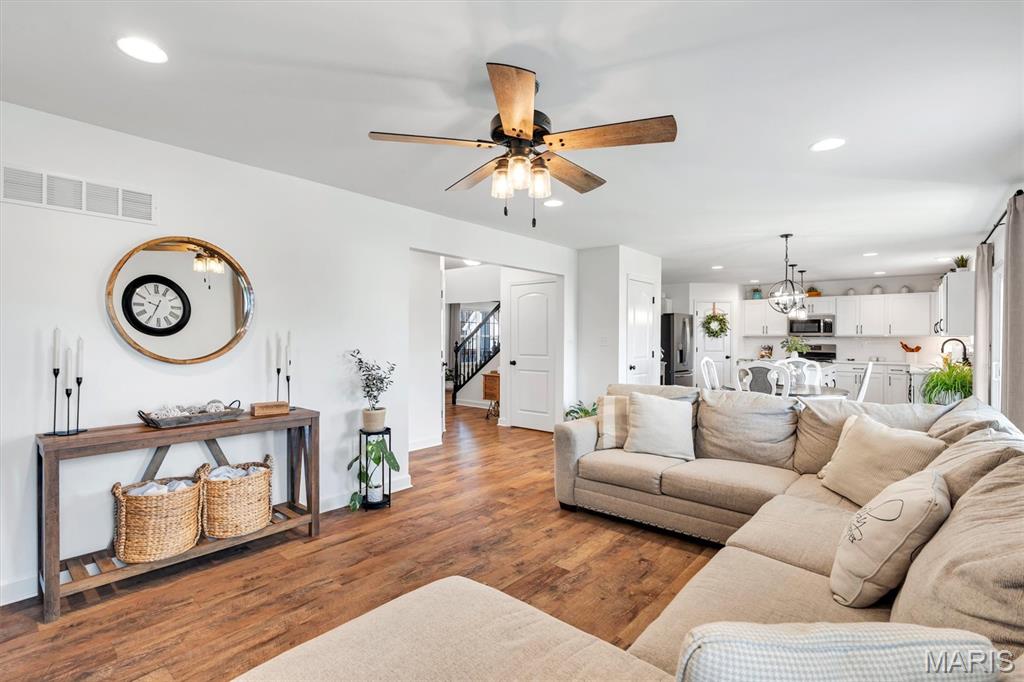 Oaks At Lexington #4 - Residential