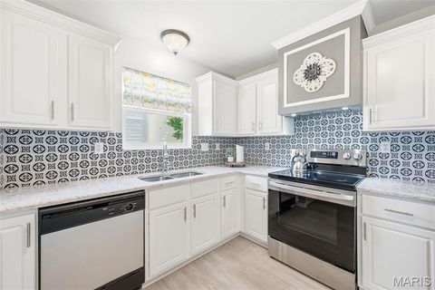 Tiny photo for 537 White Fence Drive, Wentzville, MO 63385 (MLS # 26029880)