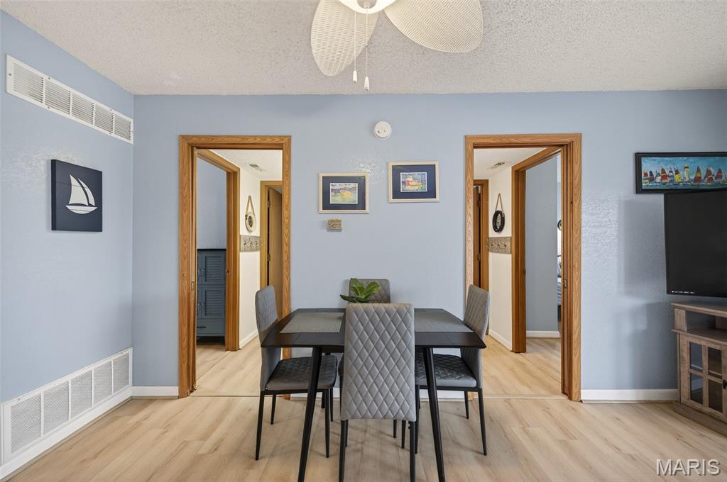 Lone Oak Point Condo - Residential