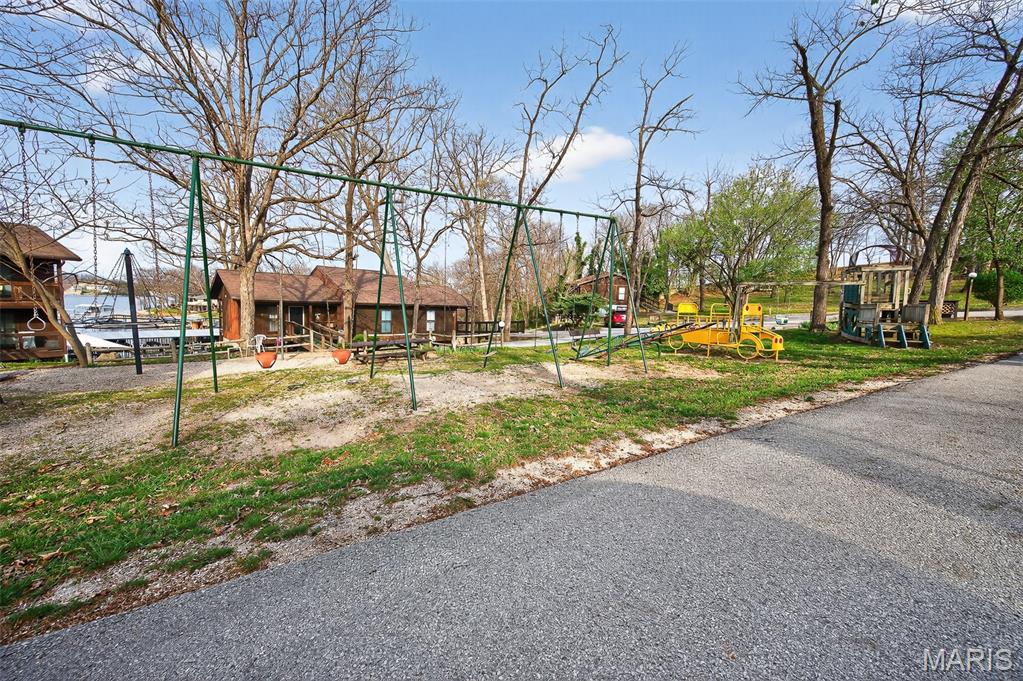 Lone Oak Point Condo - Residential