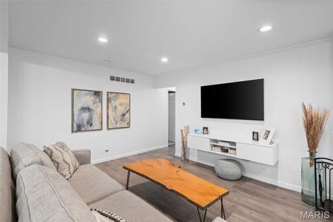 Tiny photo for 1080 Sagebrush Trail, Ballwin, MO 63011 (MLS # 26019365)