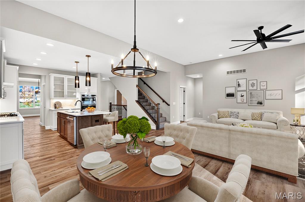 Warson Pointe - Residential