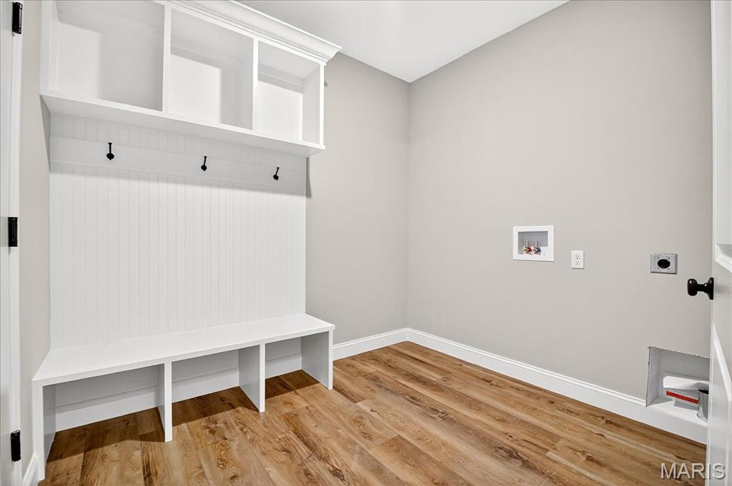 Warson Pointe - Residential