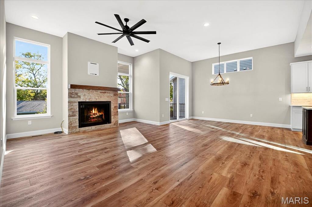 Warson Pointe - Residential