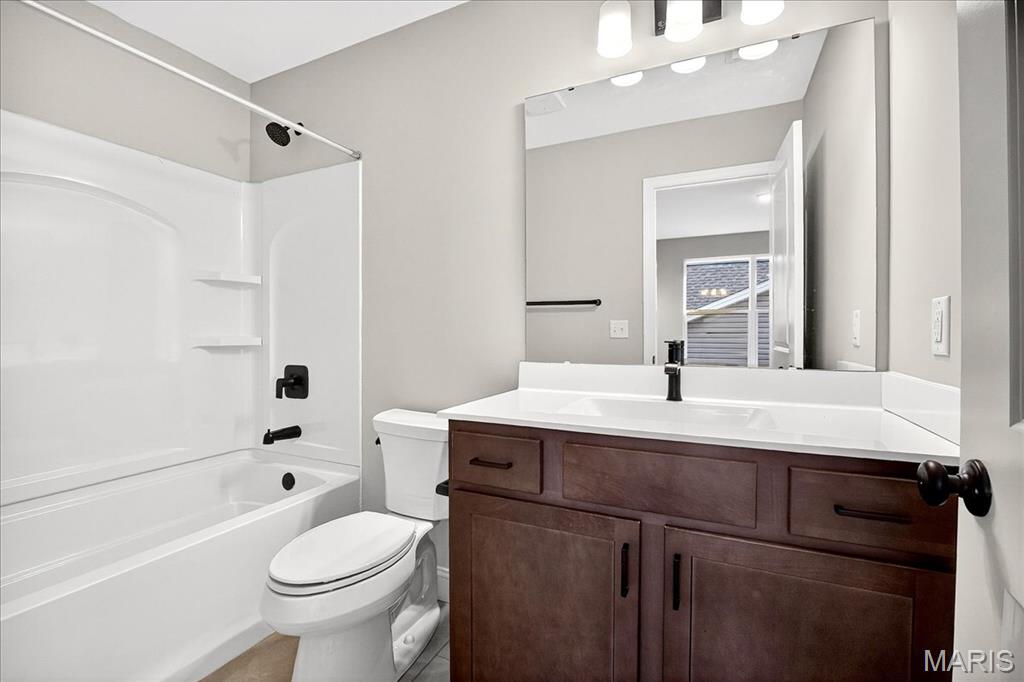 Warson Pointe - Residential