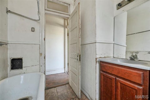 Tiny photo for 5639 Bartmer Avenue, St Louis, MO 63112 (MLS # 26067725)