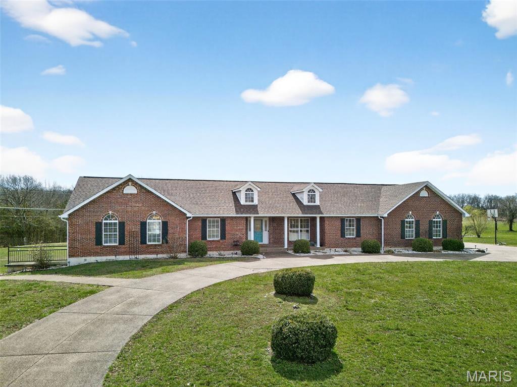 Pine Crest - Residential