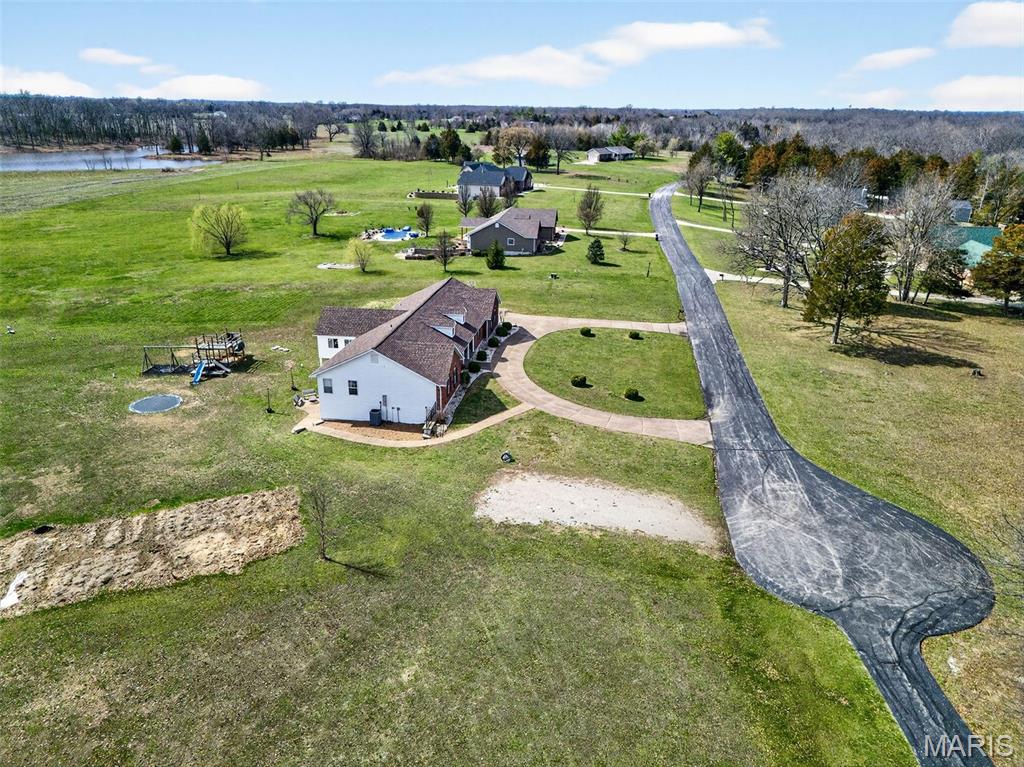 Pine Crest - Residential