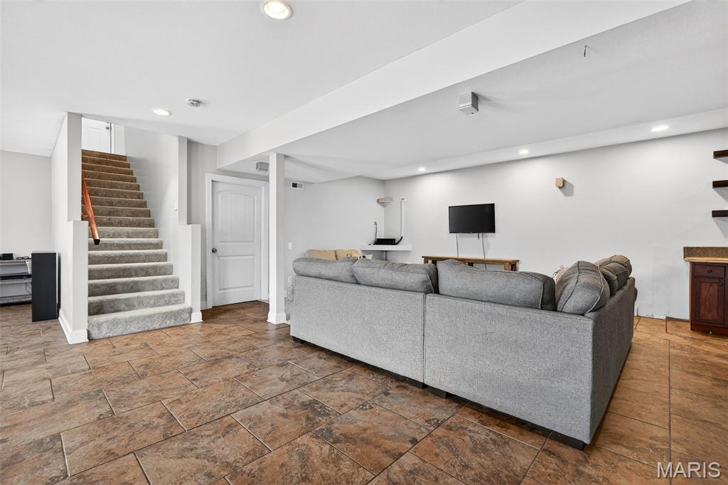 Pine Crest - Residential