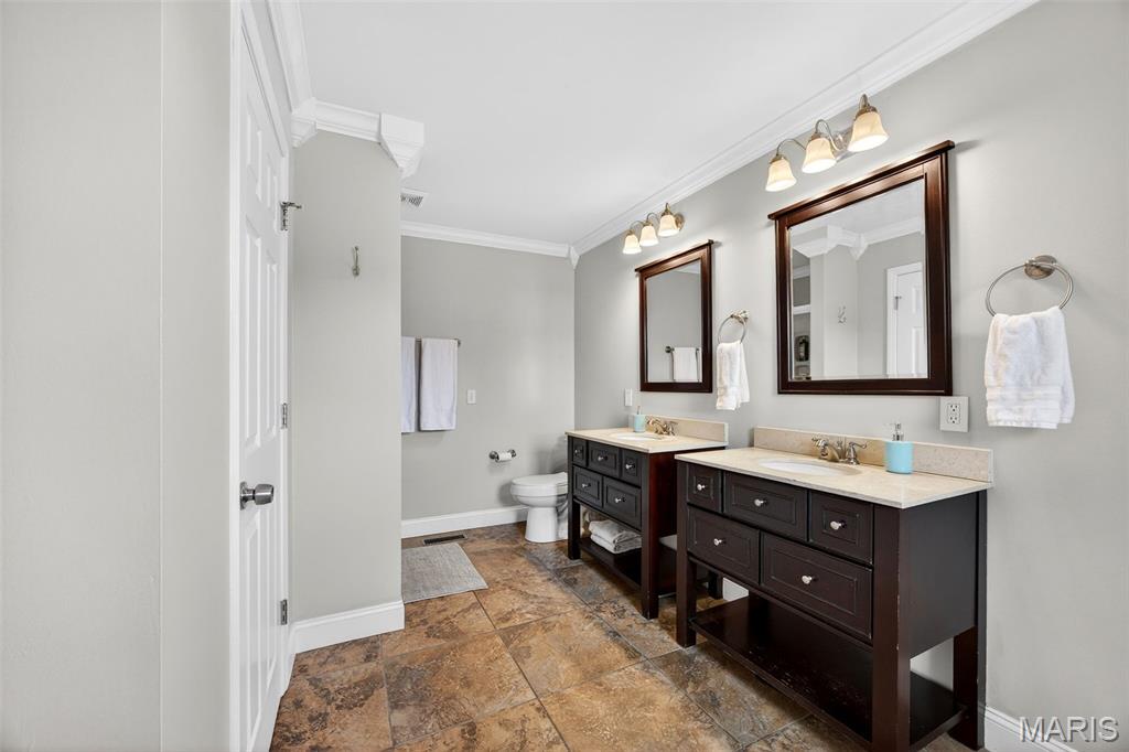 Pine Crest - Residential