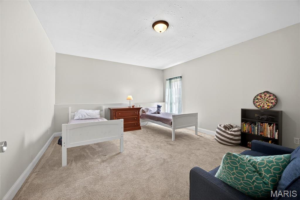 Pine Crest - Residential