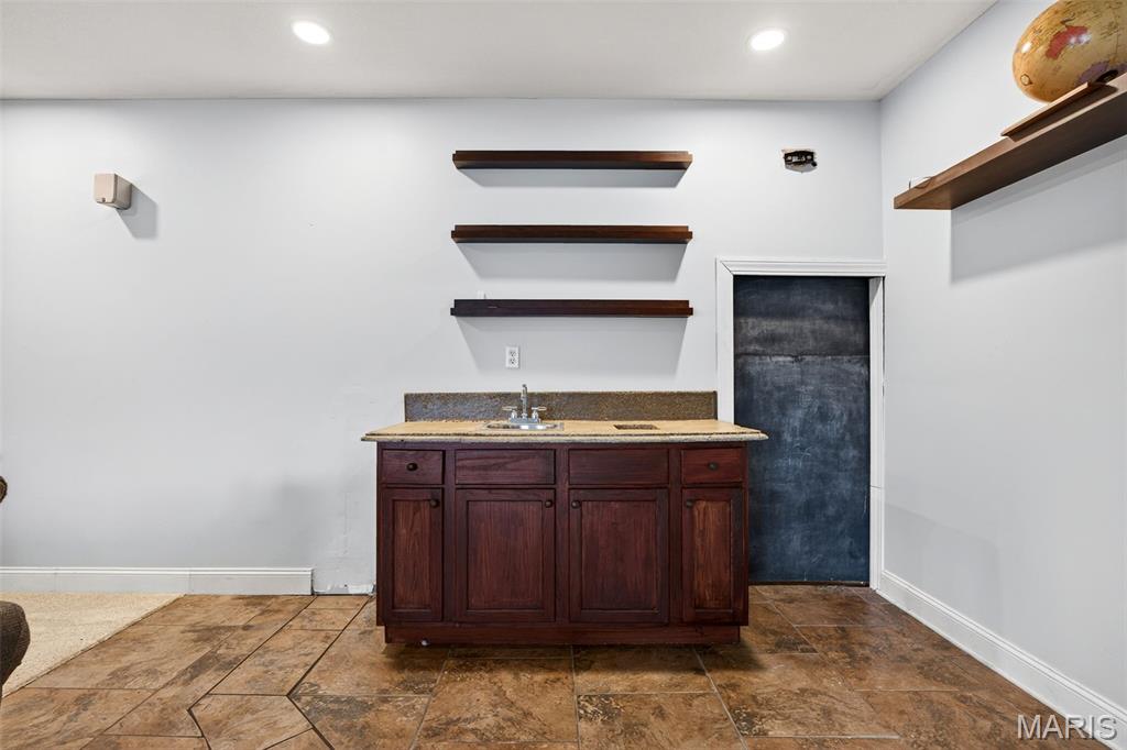 Pine Crest - Residential