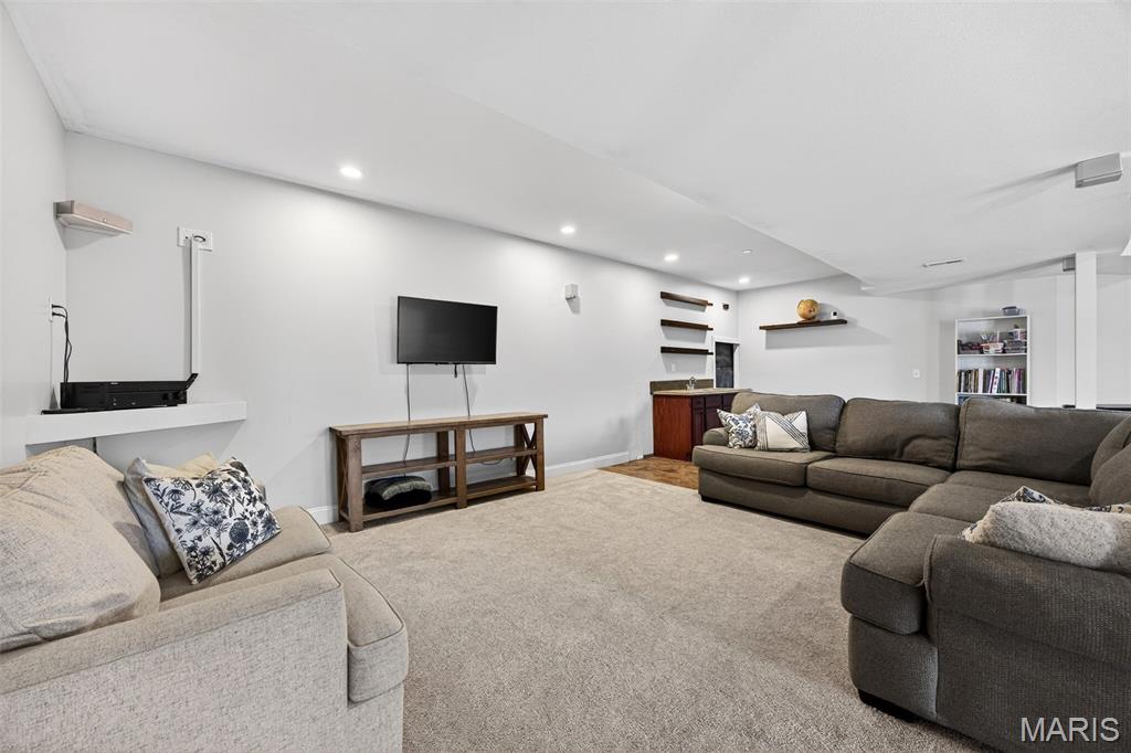 Pine Crest - Residential