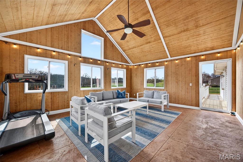 Pine Crest - Residential