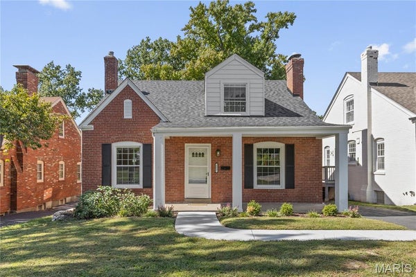 553 WESTVIEW DR, SAINT LOUIS, MO 63130 - Image d0579fc2a8bf385be690d4d3816810a7/3216795506