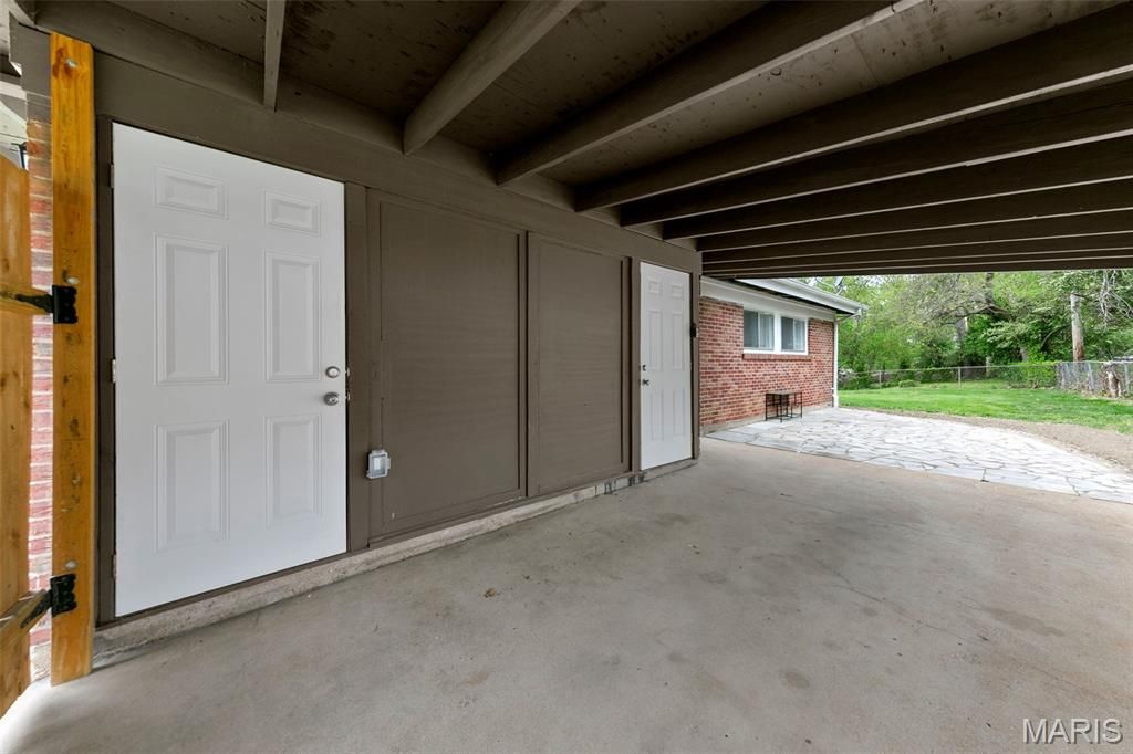 Photo of 8205 Midwood Avenue, Berkeley, MO 63134 (MLS # 26023645)