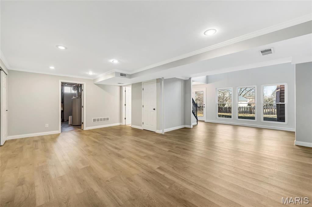 Twin Chimneys Village I Thorn Hill - Residential Lease