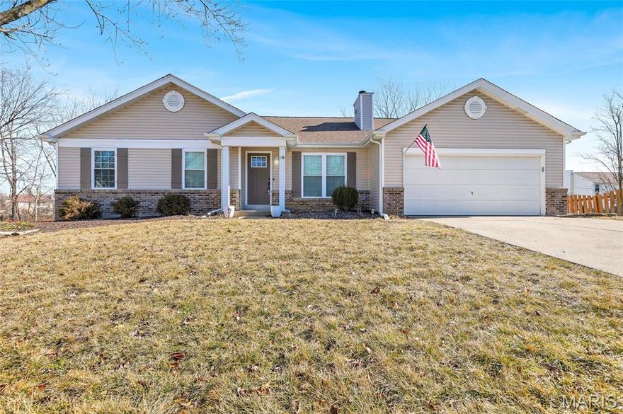 GORGEOUS atrium ranch in sought-after Twin Chimneys neighborhood available ASAP! Tucked on a culdesac in Thorn Hill, you will find a totally renovated 4 bedroom, 3 bath home available for lease. Not an inch of carpet here- all luxury vinyl plank floors! The new occupants will get to enjoy the beautiful, black shiplap WB fireplace in this open concept home. Jaw dropping kitchen w/ quartz counters & all SS appliances- you will be proud to live here! Step out to your 20x20 deck to overlook one of the many lakes here & your fenced in backyard for your pooches or kiddos. Fantastic neighbors to meet at the 3 neighborhood pools, lakes, tennis courts, walking trails, playground, or clubhouse! Access to those are included in rent, along with use of the fridge & washer & dryer. Electric car plug in located in garage. Fort Zumwalt West SD! Tenant to pay for all utilities & lawn care. Pet friendly for an additional monthly fee. 1-2yr lease preferred but may be open to a mid term lease. Agent owned