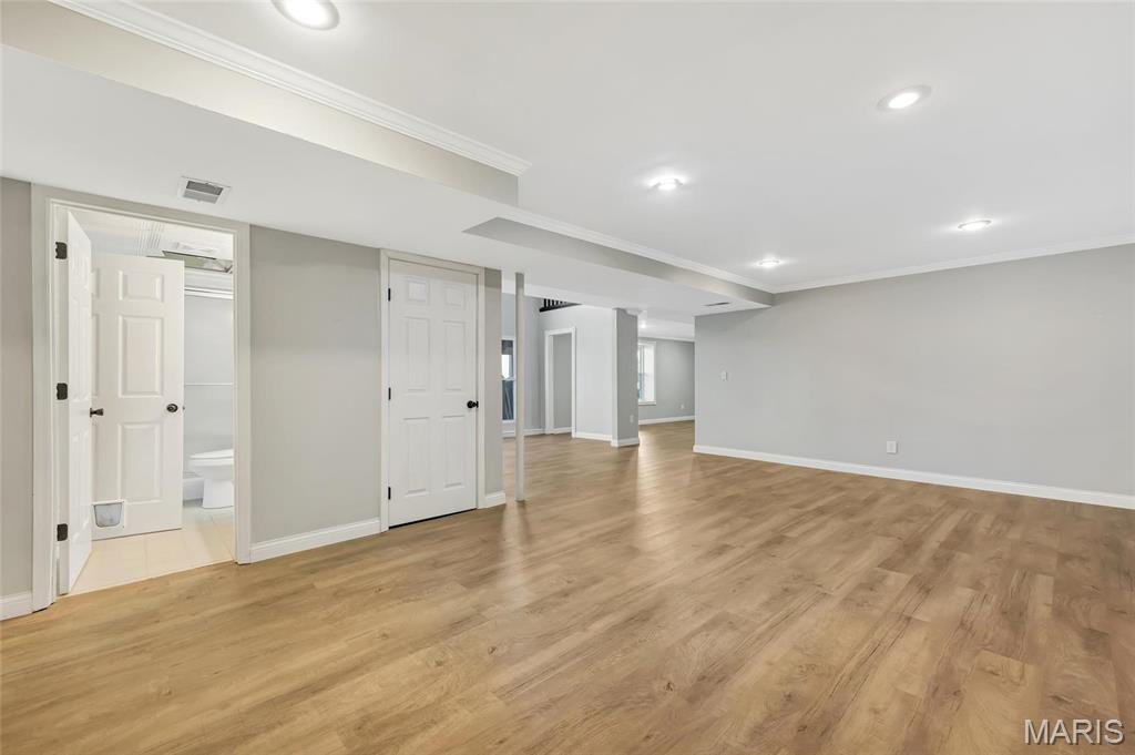 Twin Chimneys Village I Thorn Hill - Residential Lease