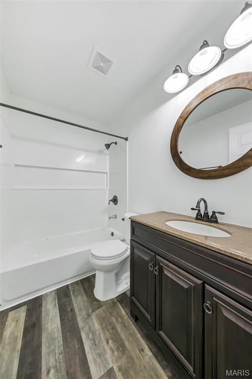 Twin Chimneys Village I Thorn Hill - Residential Lease