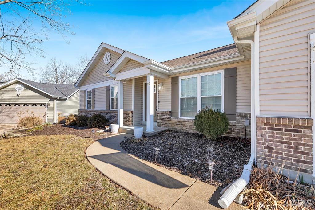 Twin Chimneys Village I Thorn Hill - Residential Lease