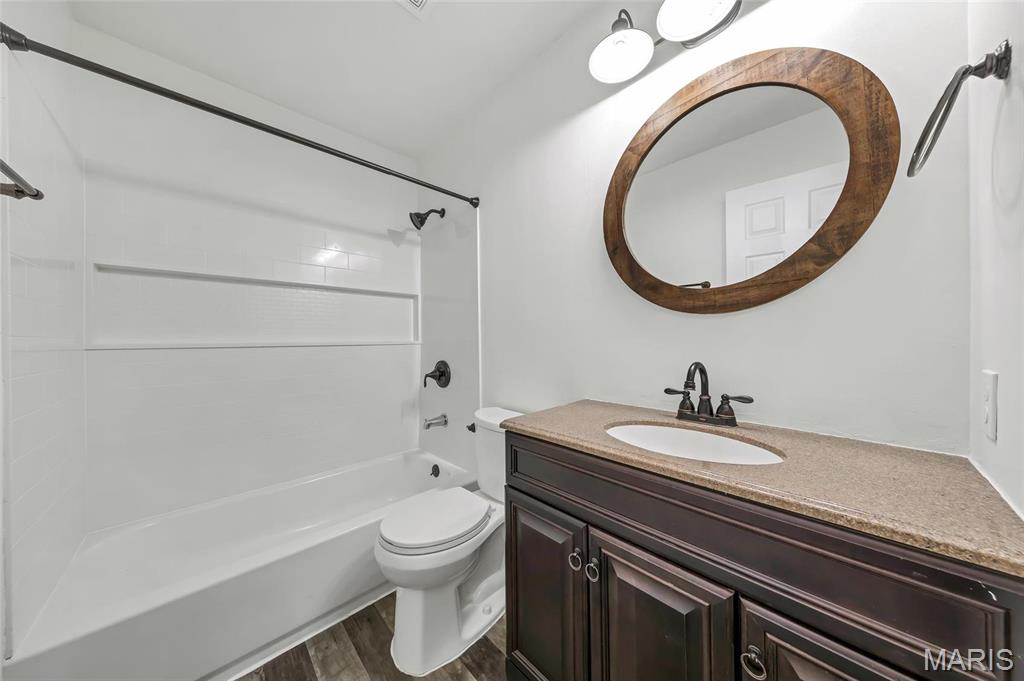 Twin Chimneys Village I Thorn Hill - Residential Lease