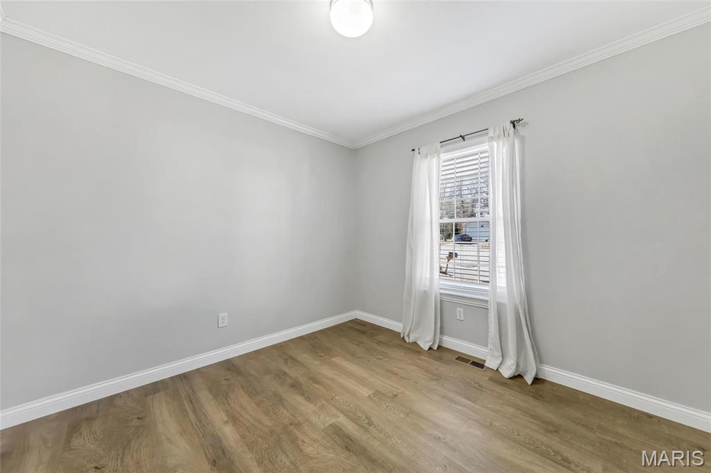 Twin Chimneys Village I Thorn Hill - Residential Lease