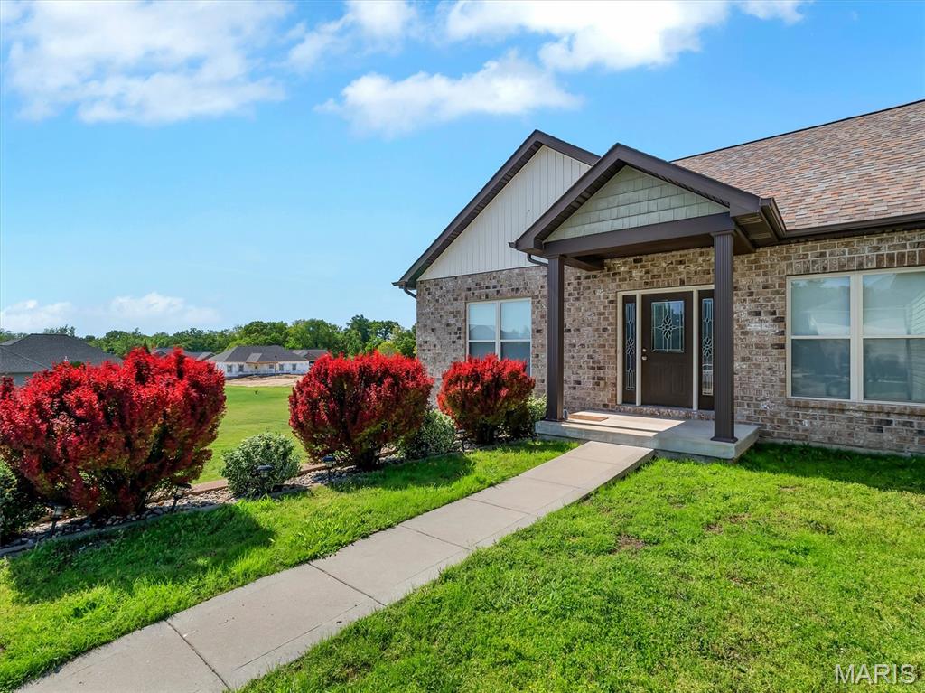 105 Ridgeview Oaks Drive