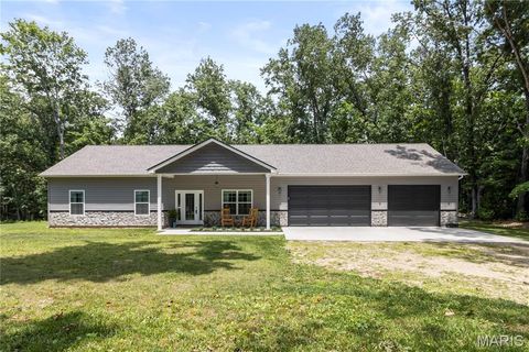Photo of 106 Ogborn Drive, Farmington, MO 63640 (MLS # 26037576)