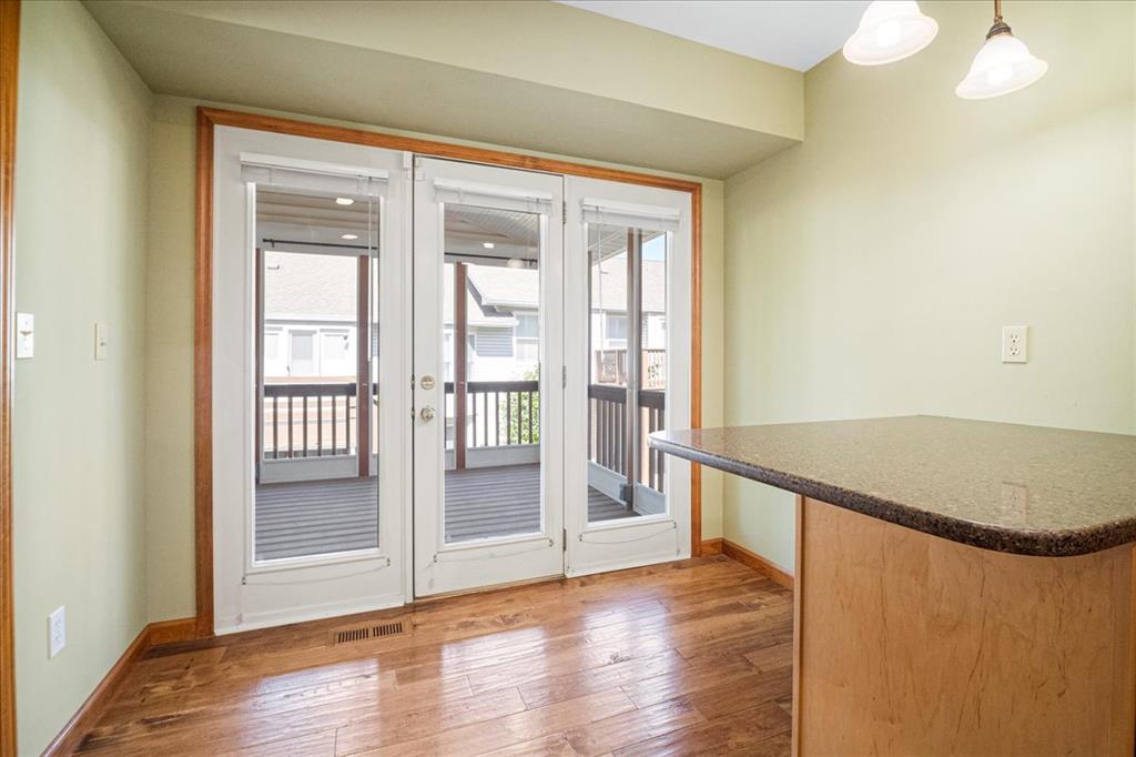 St Charles, Missouri 63303, United States, 3 Bedrooms Bedrooms, ,3 BathroomsBathrooms,Residential,Pending,136995