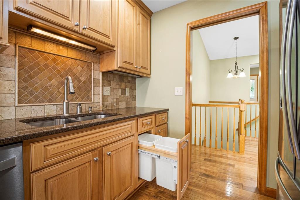 St Charles, Missouri 63303, United States, 3 Bedrooms Bedrooms, ,3 BathroomsBathrooms,Residential,Pending,136995