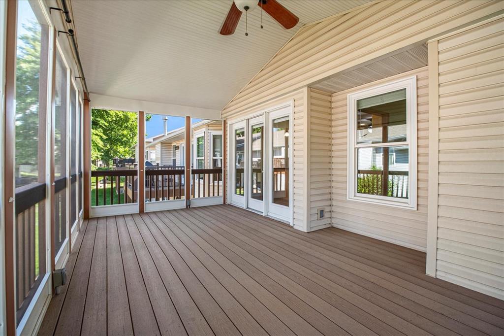 St Charles, Missouri 63303, United States, 3 Bedrooms Bedrooms, ,3 BathroomsBathrooms,Residential,Pending,136995