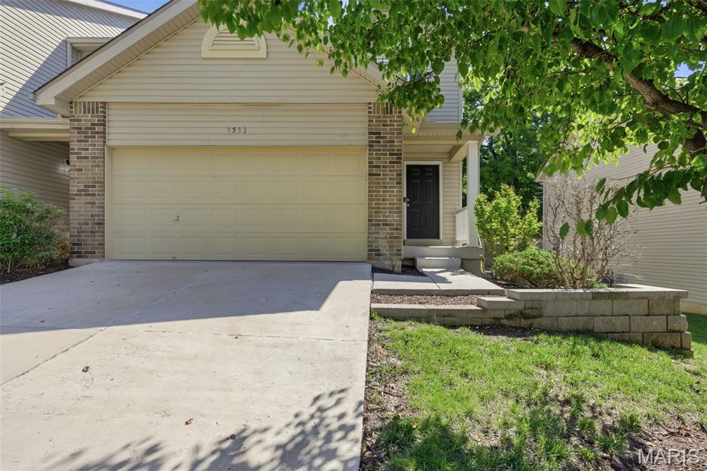 5533 Wavecrest Circle