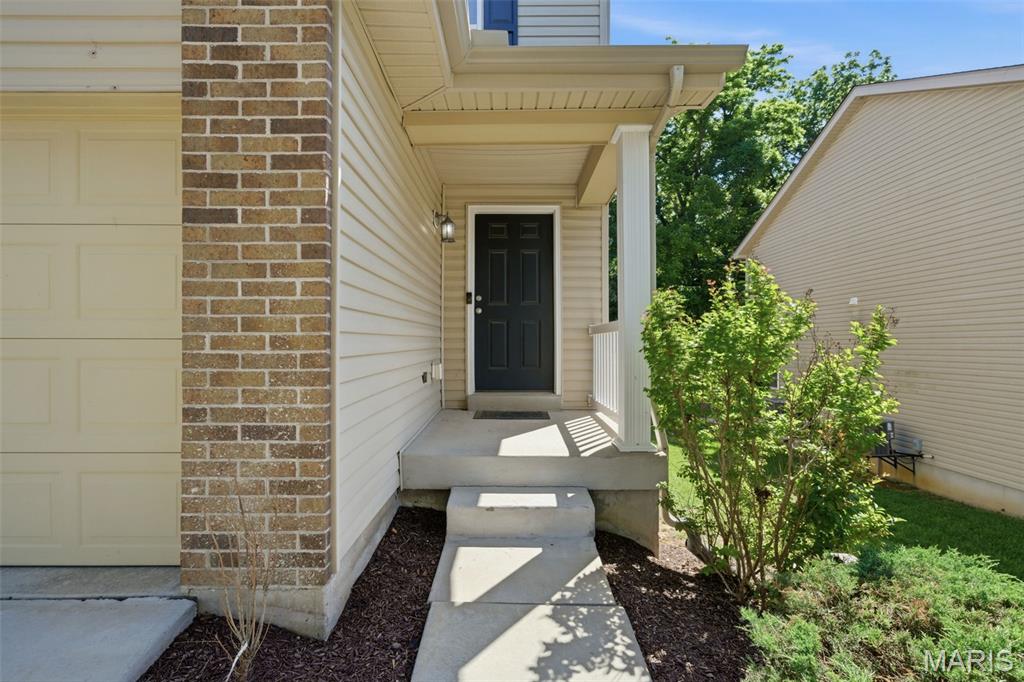 5533 Wavecrest Circle