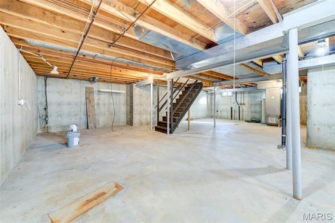 Tiny photo for 709 Turtle Cove, Ballwin, MO 63011 (MLS # 26008702)