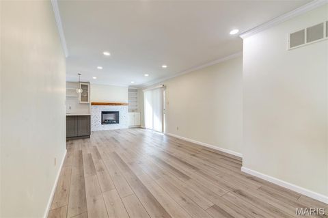 Tiny photo for 709 Turtle Cove, Ballwin, MO 63011 (MLS # 26008702)