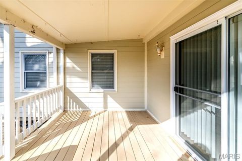 Tiny photo for 709 Turtle Cove, Ballwin, MO 63011 (MLS # 26008702)