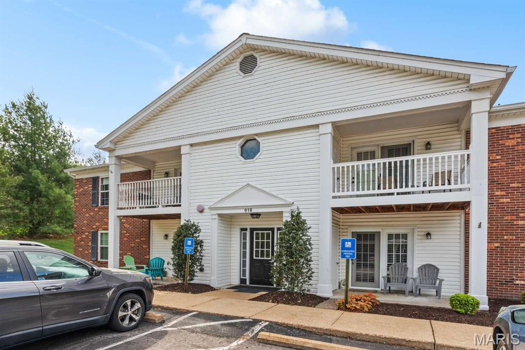 Hanna Place Condominiums - Residential