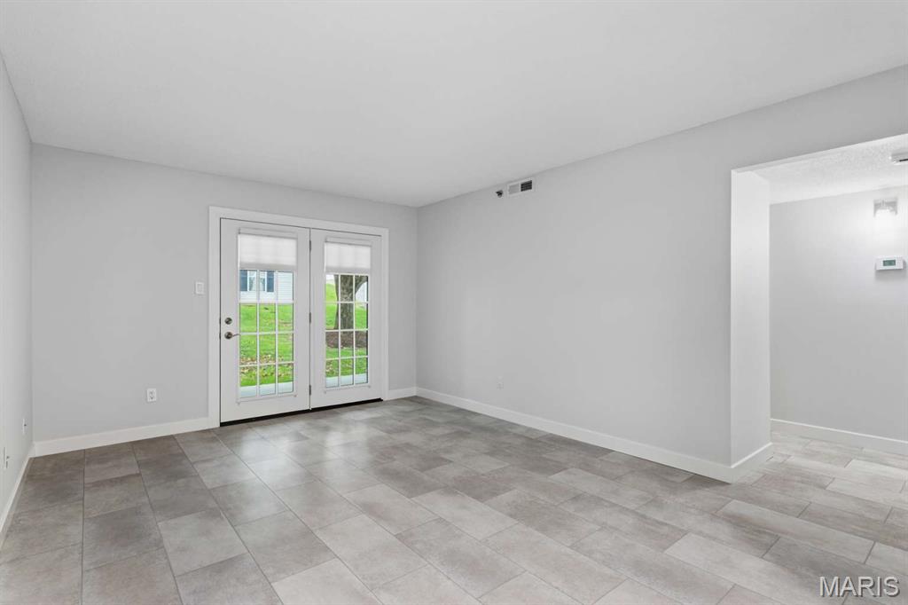 Hanna Place Condominiums - Residential