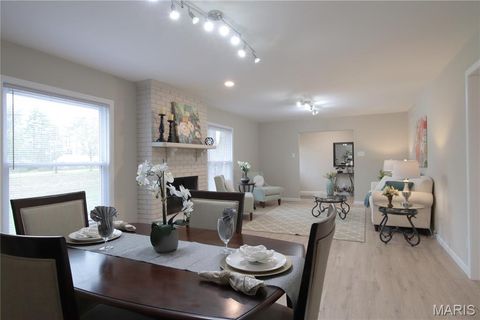 Tiny photo for 13815 olive Boulevard, Chesterfield, MO 63017 (MLS # 26019518)