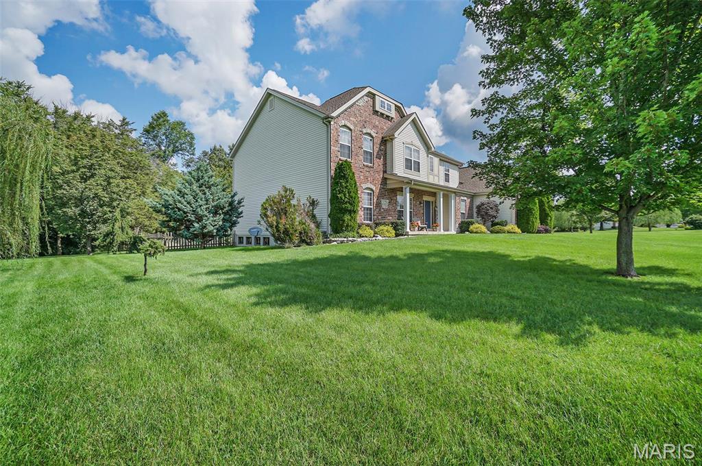 221 Stoneledge Court