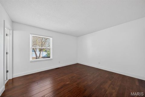 Tiny photo for 55 Constellation Hill, St Peters, MO 63376 (MLS # 26018394)