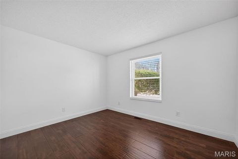 Tiny photo for 55 Constellation Hill, St Peters, MO 63376 (MLS # 26018394)