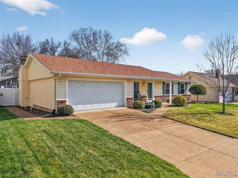 Tiny photo for 55 Constellation Hill, St Peters, MO 63376 (MLS # 26018394)