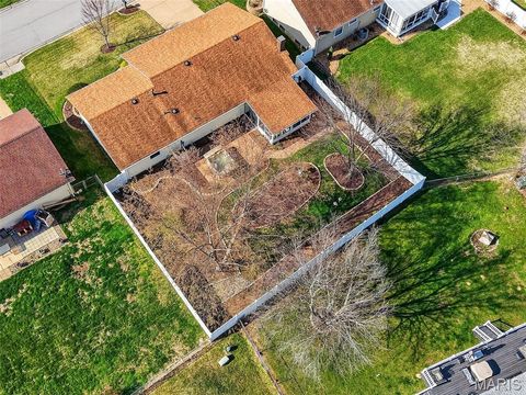 Tiny photo for 55 Constellation Hill, St Peters, MO 63376 (MLS # 26018394)