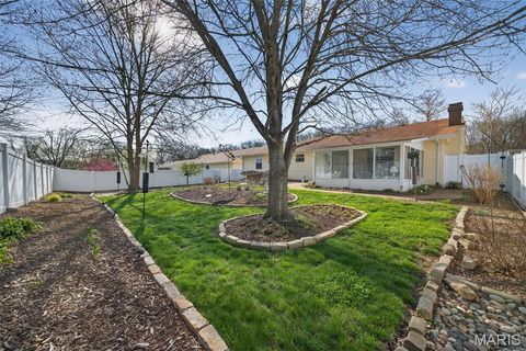 Tiny photo for 55 Constellation Hill, St Peters, MO 63376 (MLS # 26018394)