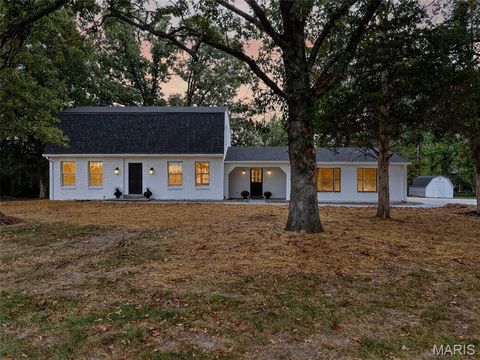 3930 Highway D Defiance MO 63341