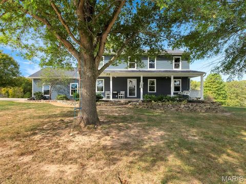 2161 Young Road Pacific MO 63069